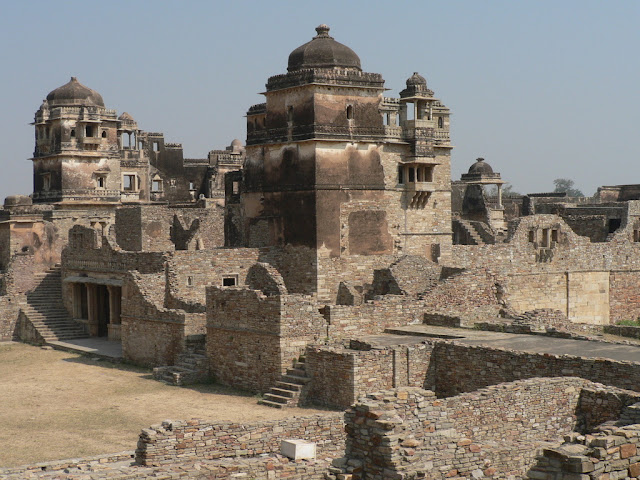  fighting together with grandness of the ancient together with medieval era of Republic of Republic of India Place to visit in India: Top 10 Forts inwards Republic of Republic of India : The Living Legends