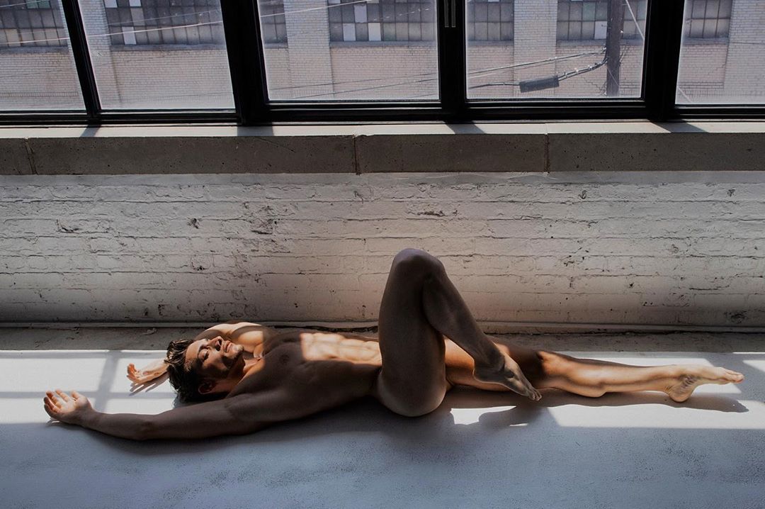 79844330_555766568313878_302461324036400