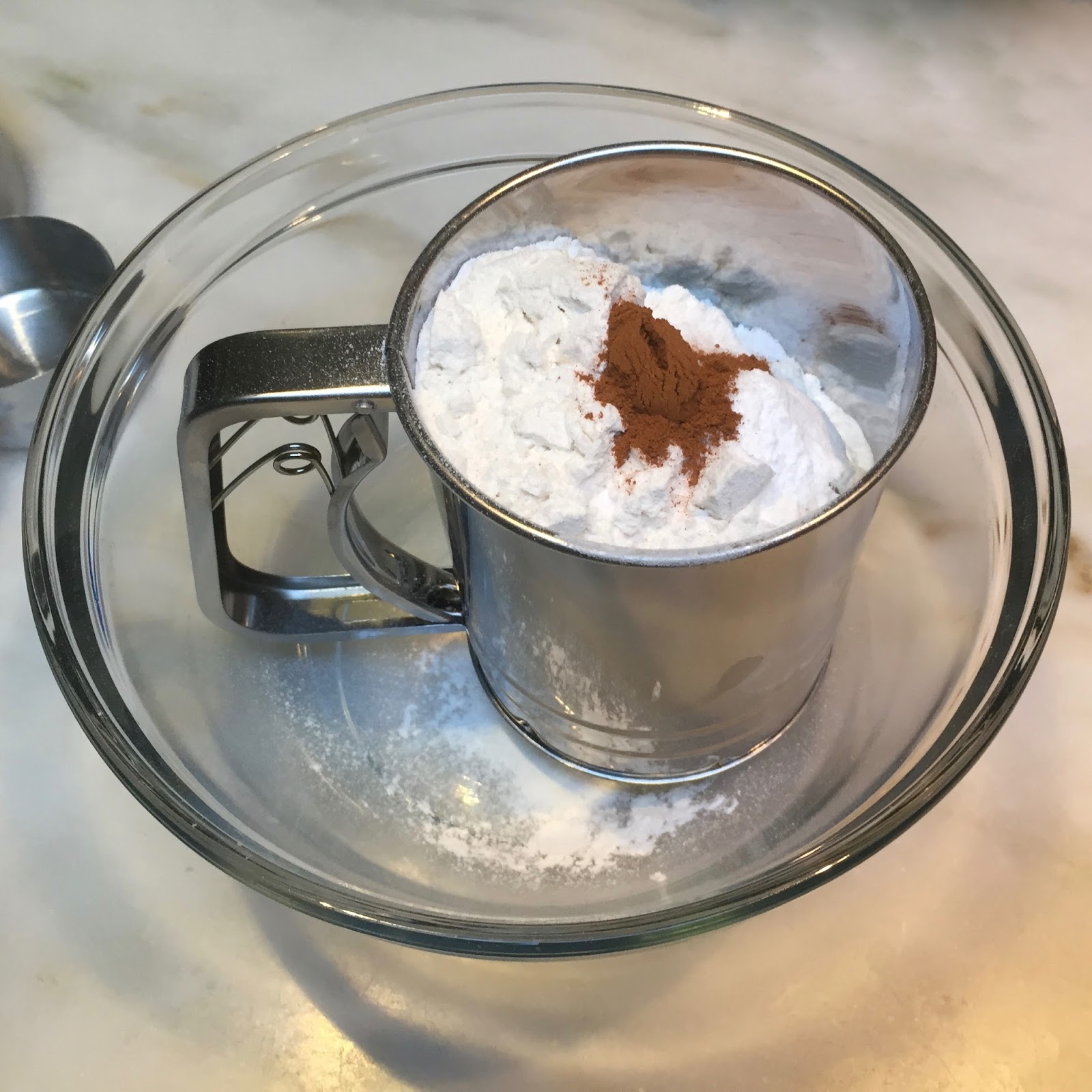 Joanne Chang’s Famous Banana Bread C H E W I N G T H E F A T