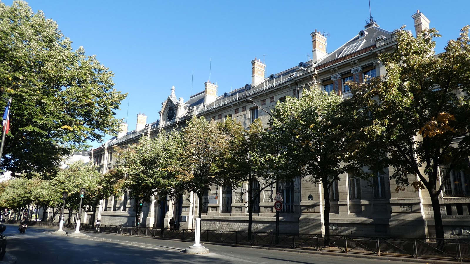 Paris-bise-art : Lycée Voltaire