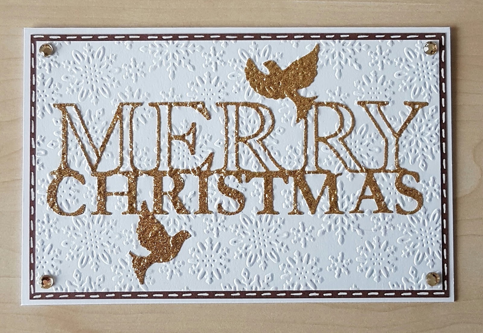 Basslady Creations: Edle Karte "Merry Christmas " (Embedded Embossing Basslady Creations: Edle Karte "Merry Christmas " (Embedded Embossing