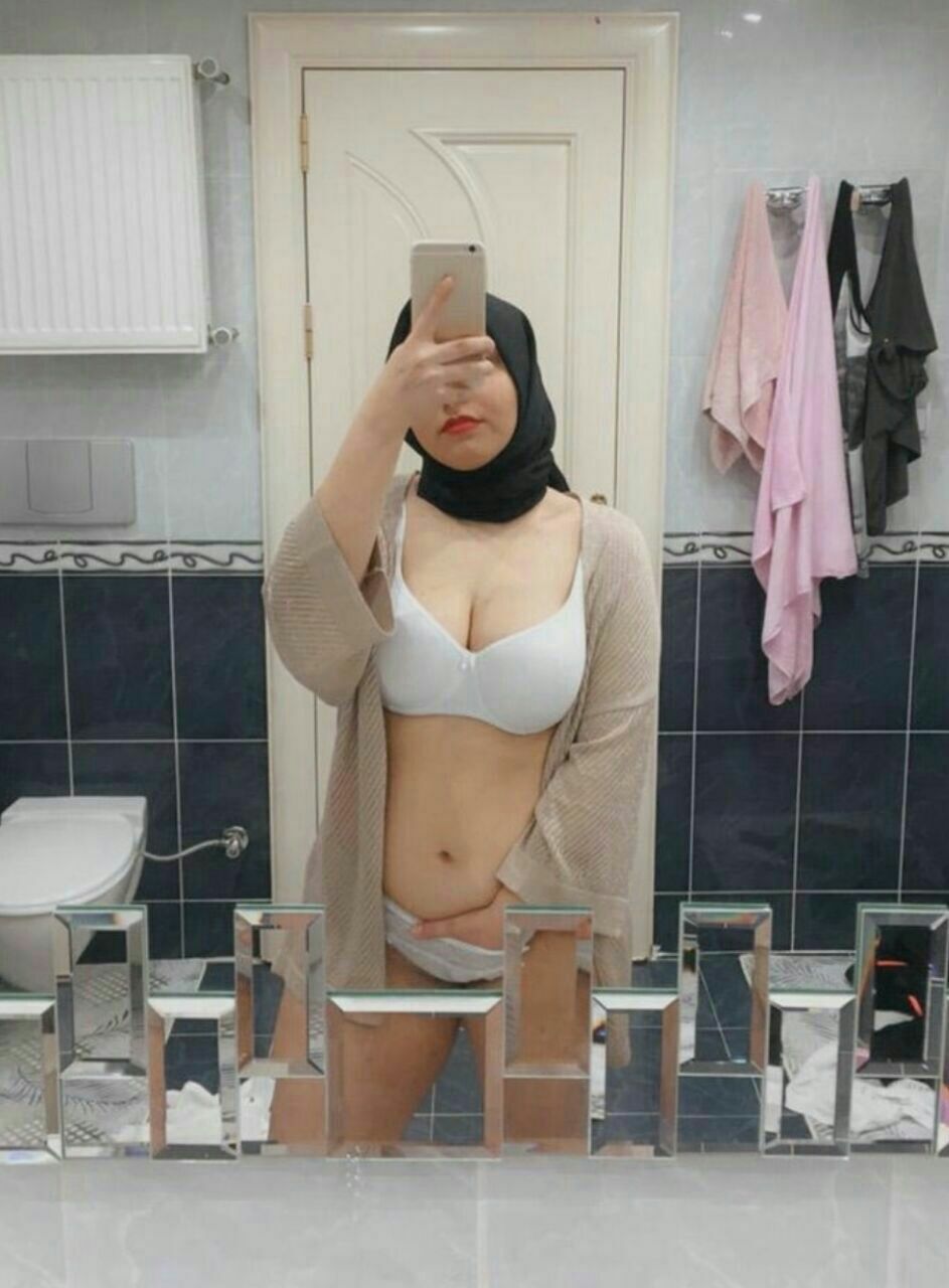 Türbanlı Masör Şeymanın Ifşa Arşivi