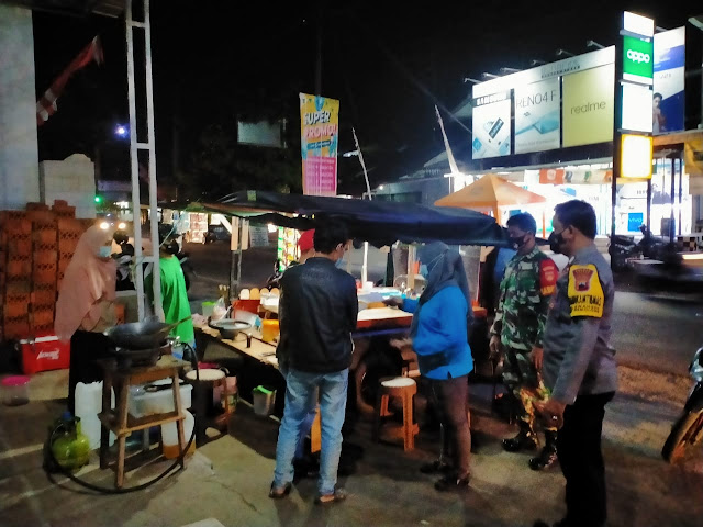 Sragen Zona Merah, Babinsa Kwangen Sosialisasikan Inbup Nomor 360/286/038/2021