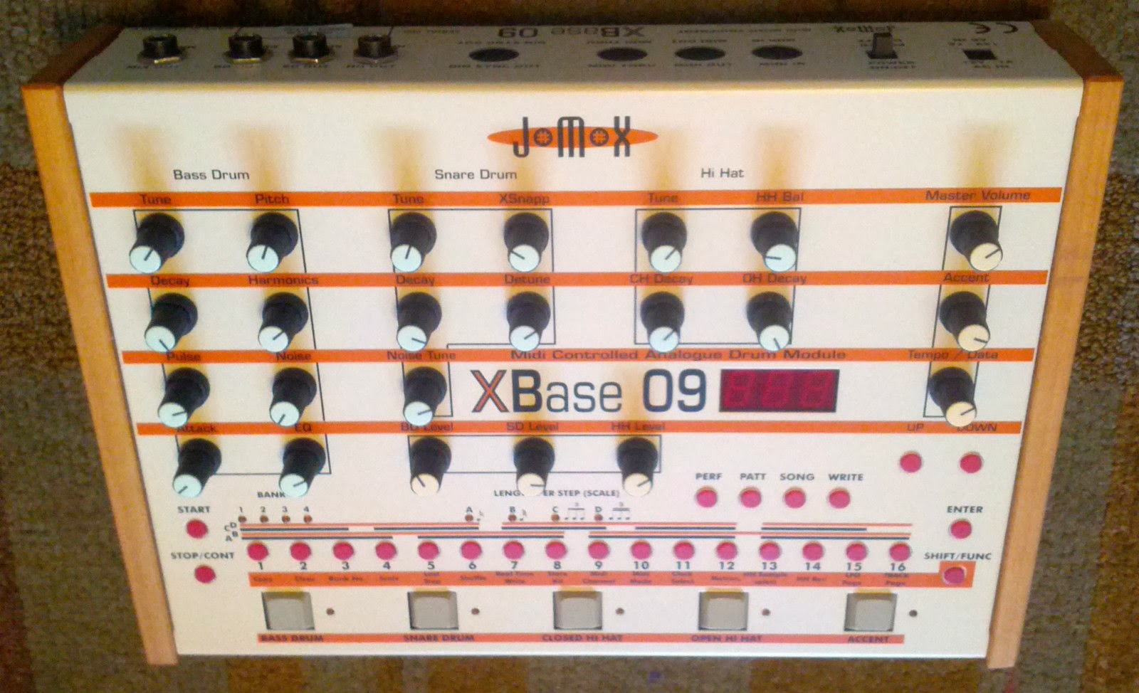 MATRIXSYNTH JoMoX XBase 09 with XRom 8bit Sample Expansion SN 03032494