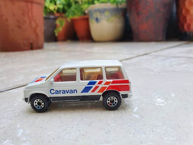 1984年火柴盒小汽車，道奇 Dodge Caravan，1984 Matchbox Dodge Caravan