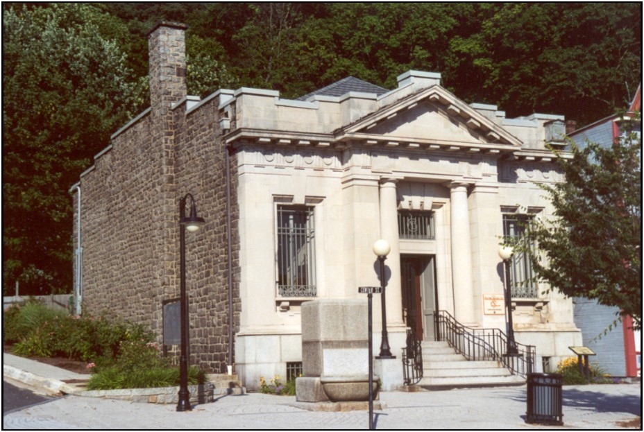 Sweet House Dreams 1905 Bank in Port Deposit, Maryland