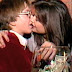 Escándalo por un video de Demi Moore besando a un adolescente de 15 años