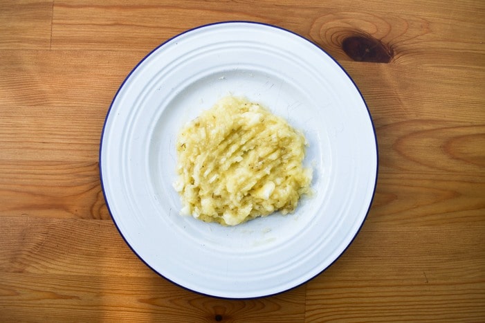 Mashed banana on a teaplate