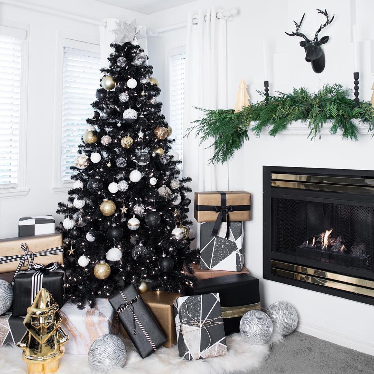 Decorate Your Christmas Tree With These 20 Decoration Ideas - Vestellite
