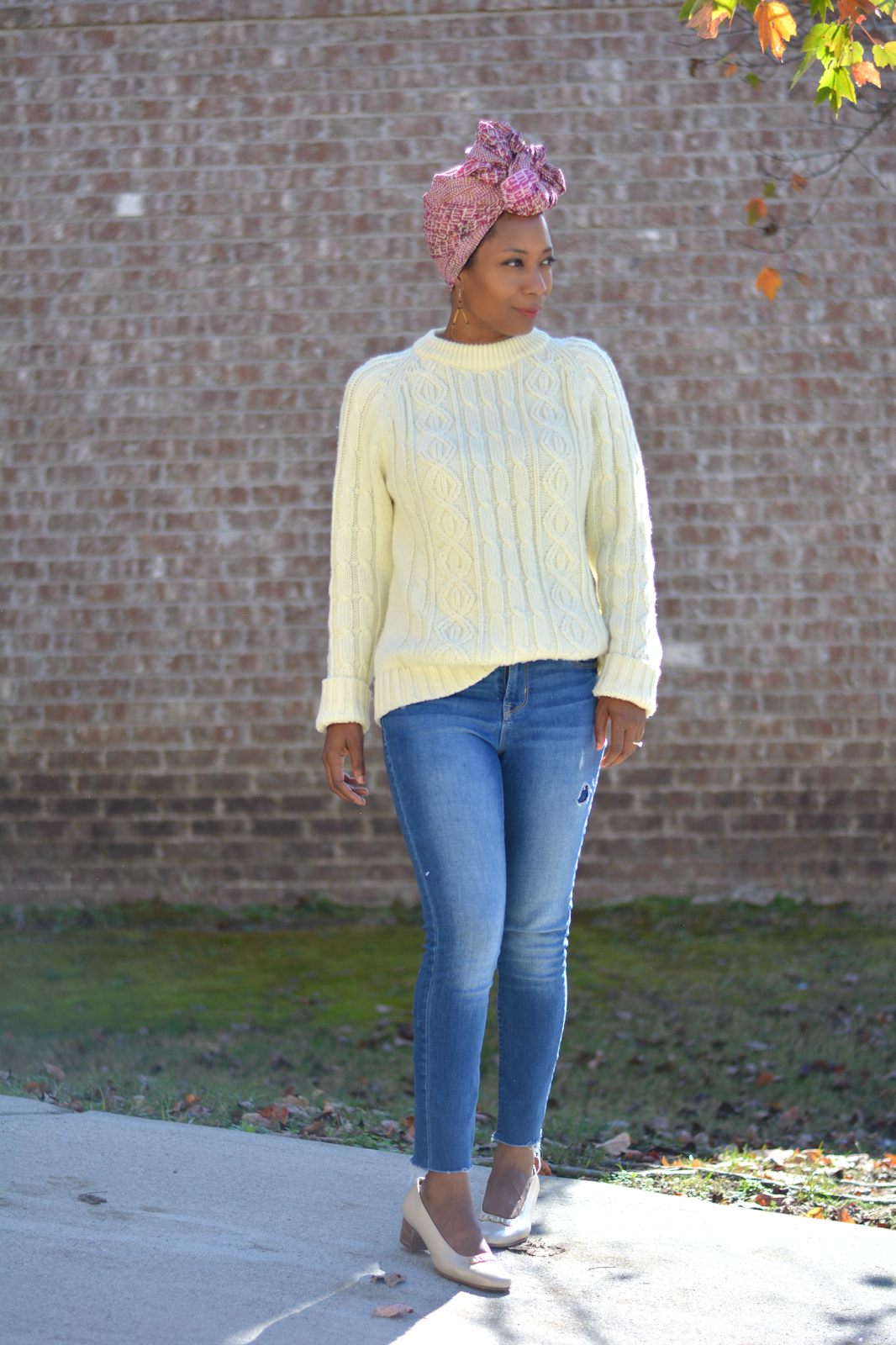 headwrap chunky knits jeans block heels outfit