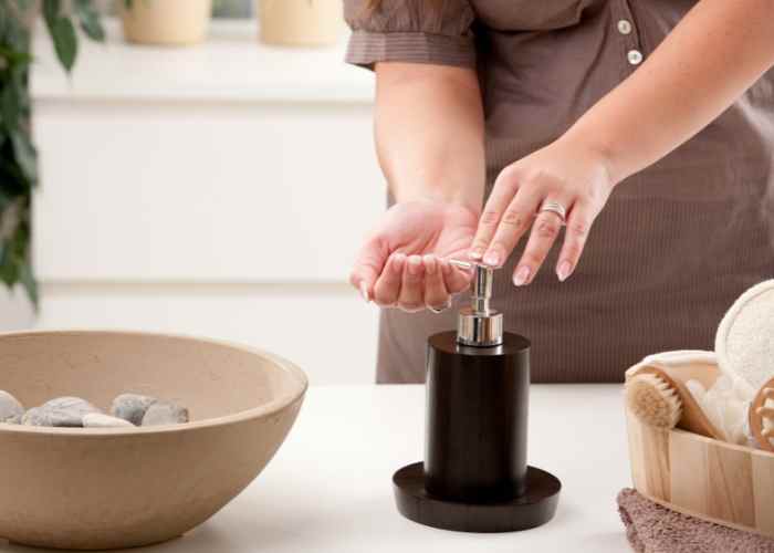 How to Make Liquid Hand Soap From Bar Soap Everything Pretty