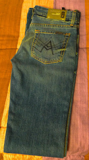 SPOT: FAKE 7 FOR ALL MANKIND JEANS 