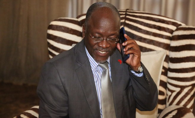 Audio: Rais Magufuli Aongea na Makonda Live Akiwa Kwenye Mkutano wa Wananchi