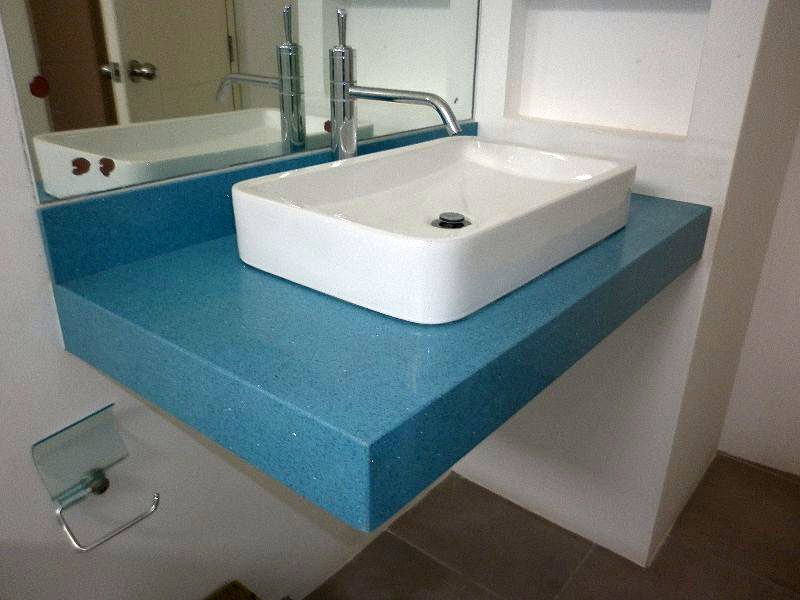 VAEL MARMOLES: GRANITOS Y MARMOLES: TABLEROS DE BAÑO EN MARMOL Y GRANITO