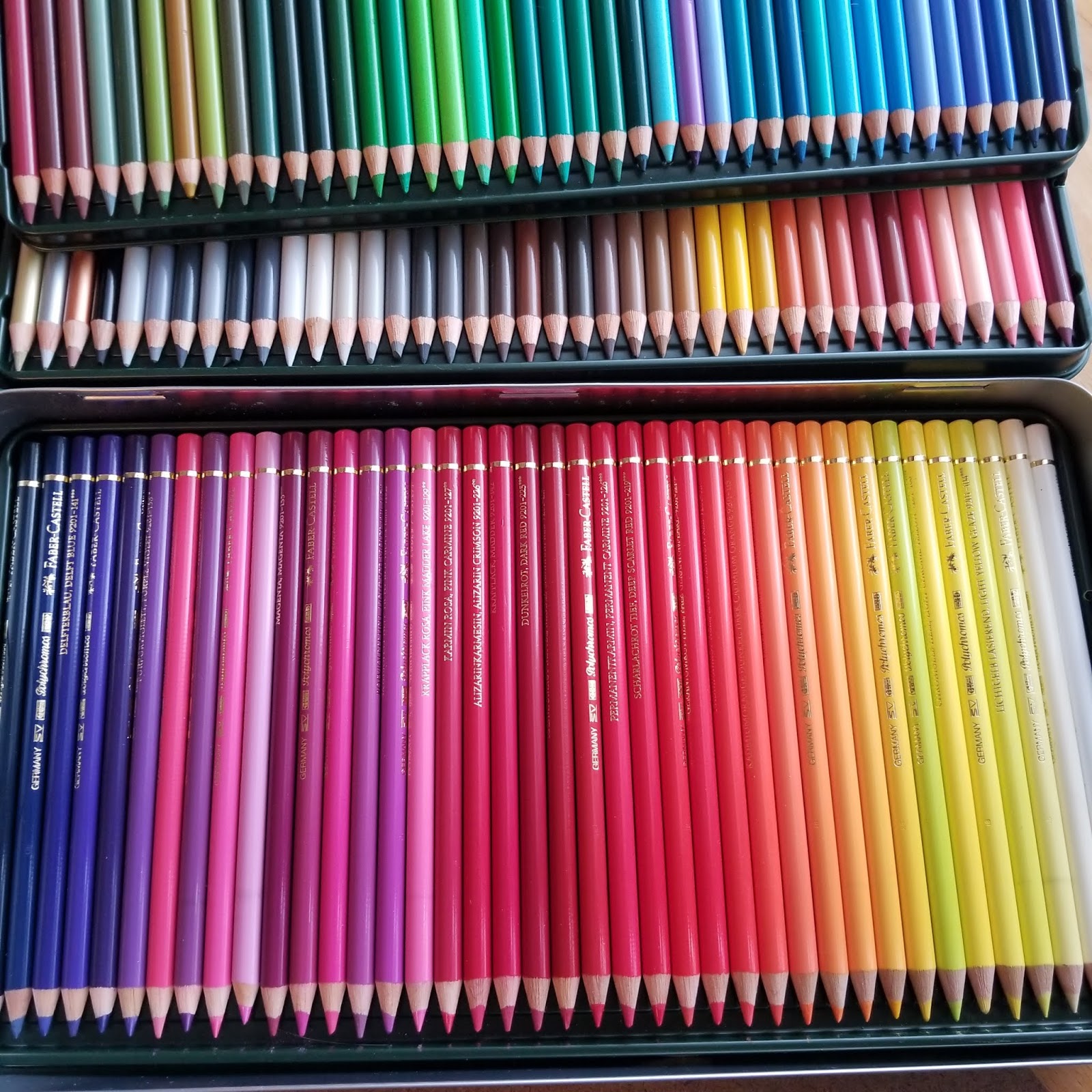 Vibrant Set of 120 Faber Castell Polychromos Color Pencils