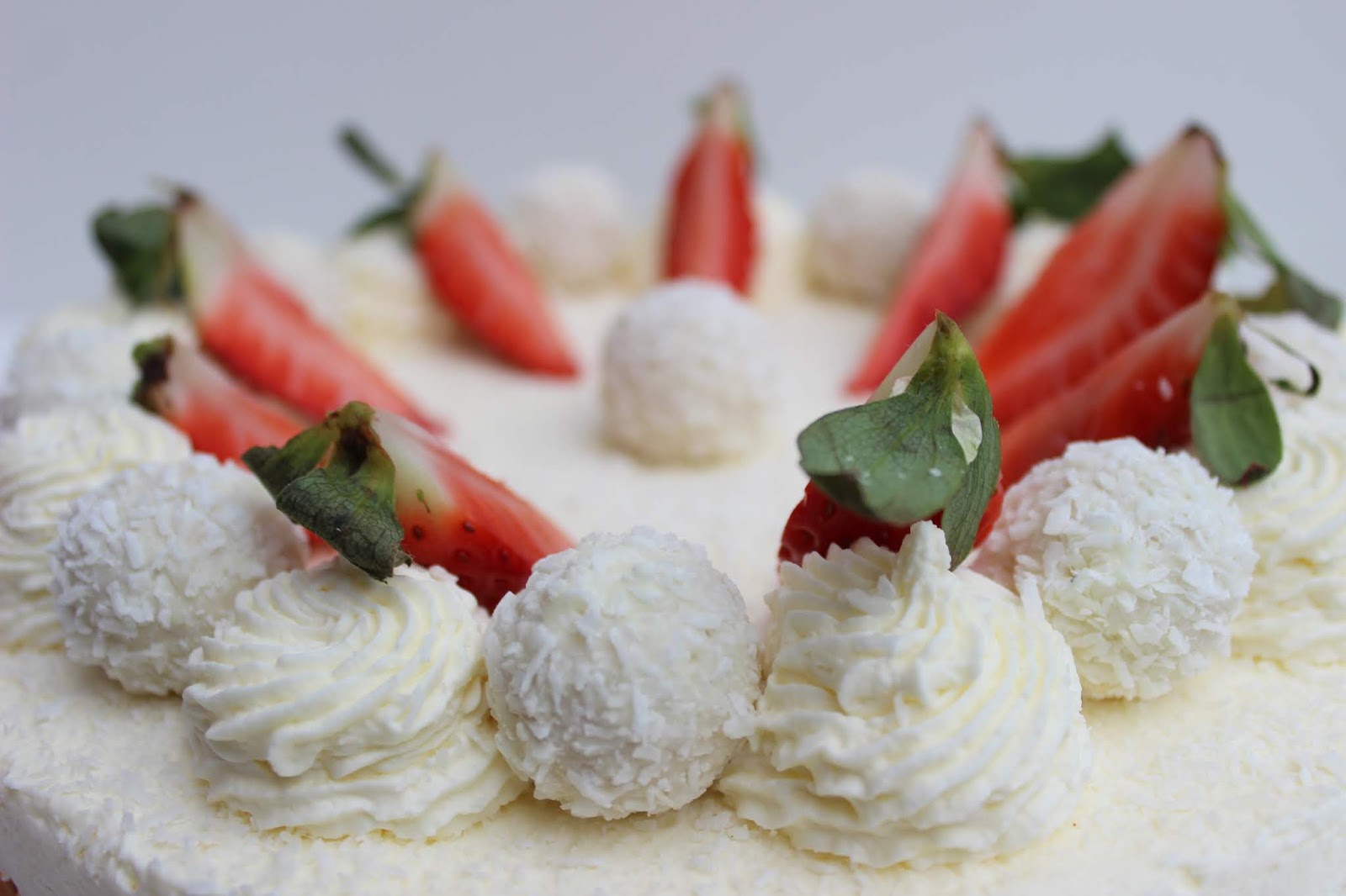Einfache Raffaellotorte