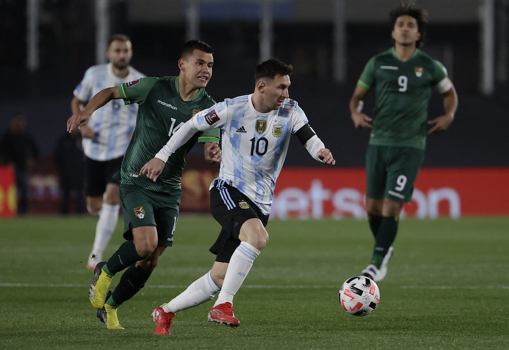 World Cup Qualifiers: Messi Overtakes Pele with a Hat-trick against Bolivia! World Cup Qualifiers: Messi Overtakes Pele with a Hat-trick against Bolivia!
