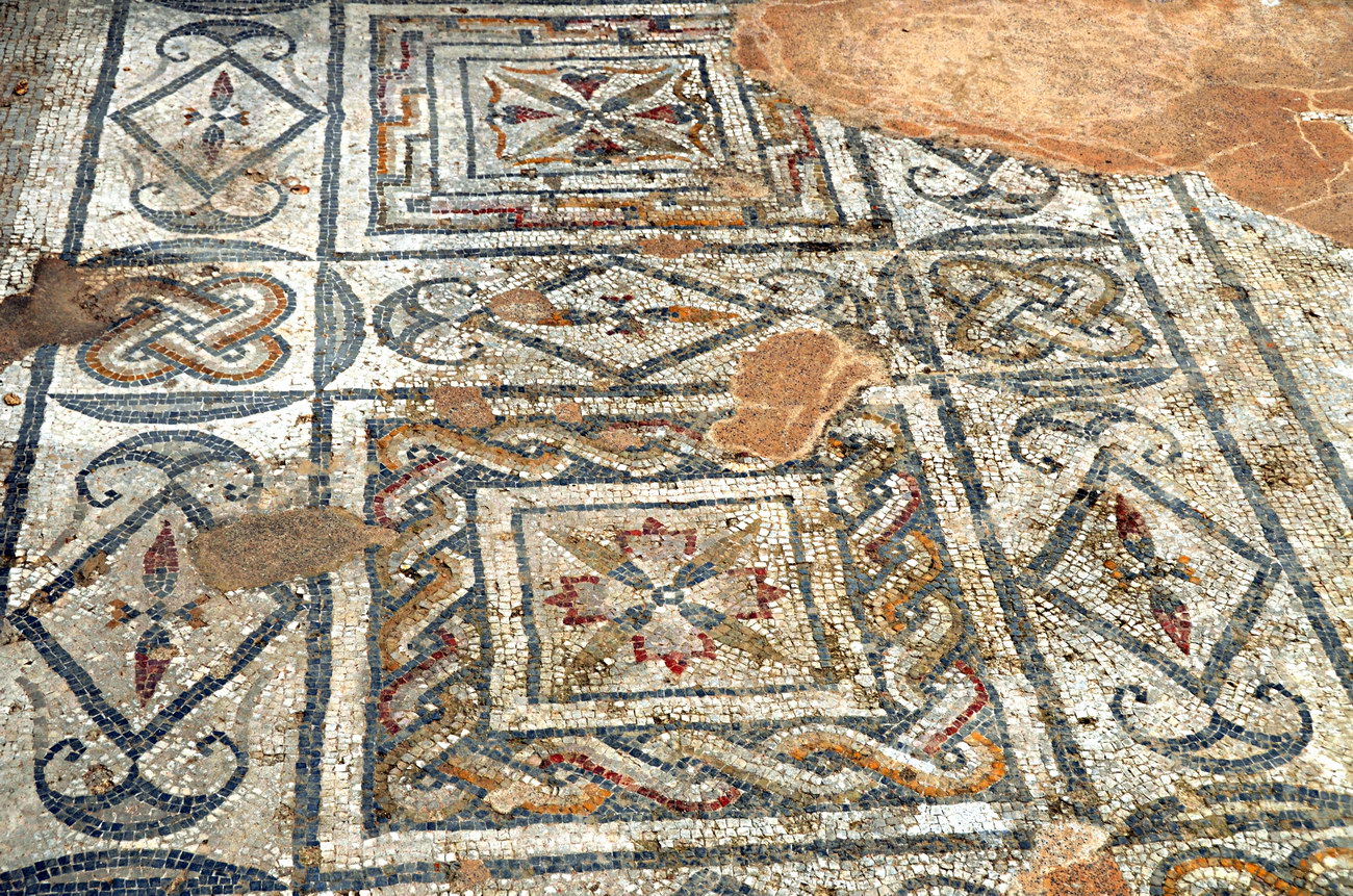Ingeniería Romana Dougga, la antigua ciudad romana de Thvgga, en Túnez.