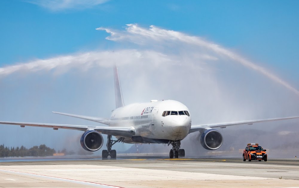 PHOTOS Delta touches down in Dubrovnik