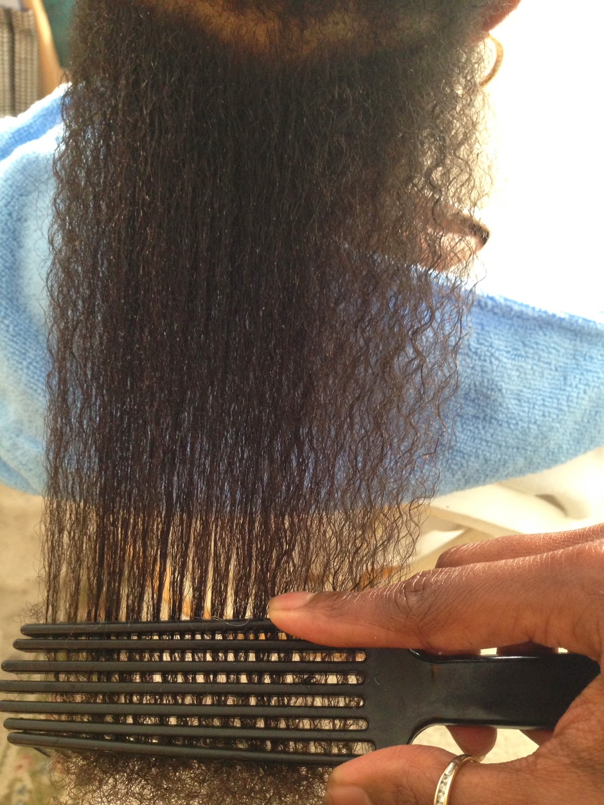 ALL NAPTURAL Review Felicia Leatherwood's Favorite Detangle Brush