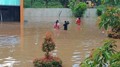 Ringkuangan Tampung Mahasiswa Sekolah Tinggi Teologi RMK Yang Dilanda Banjir