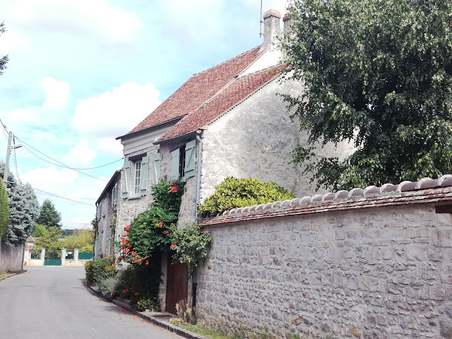 2019 - GR 32 : entre Seine et Loire, balade gâtinaise. Partie 1. Lundi 05 août 2019 IMG_20190805_112144