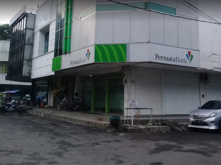 Kantor Bank Permata di Surabaya