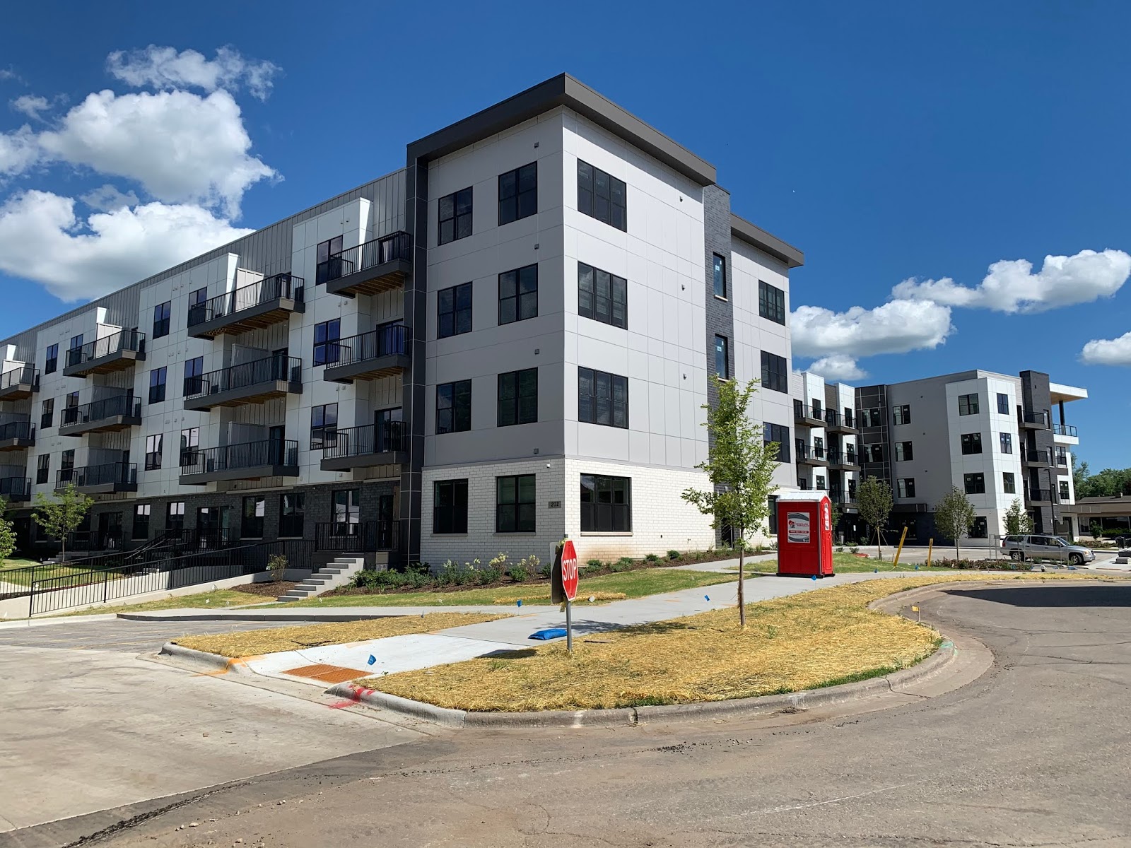 Retiring Guy's Digest The Grove Apartments on Cottage Grove Road in