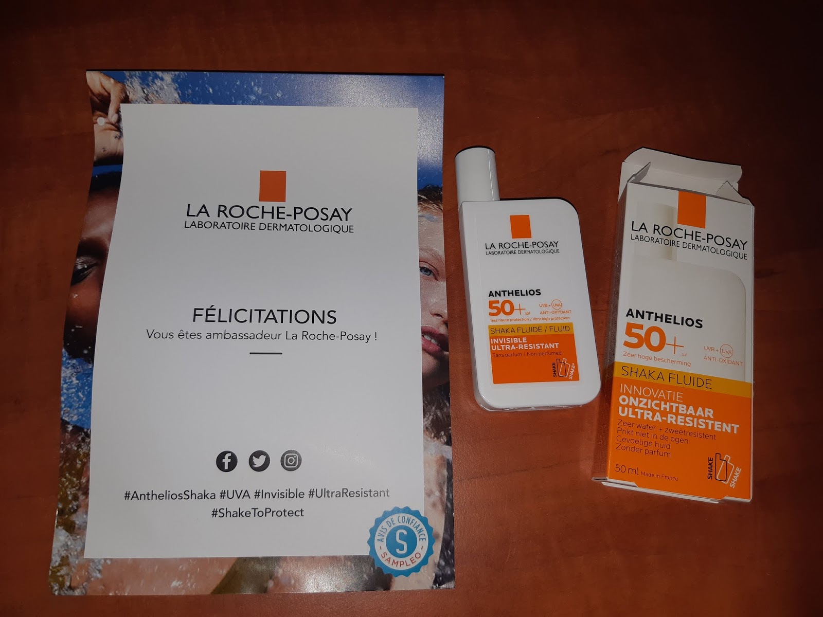 mes 3 loulous Test du shake fluid Anthelios La Roche Posay