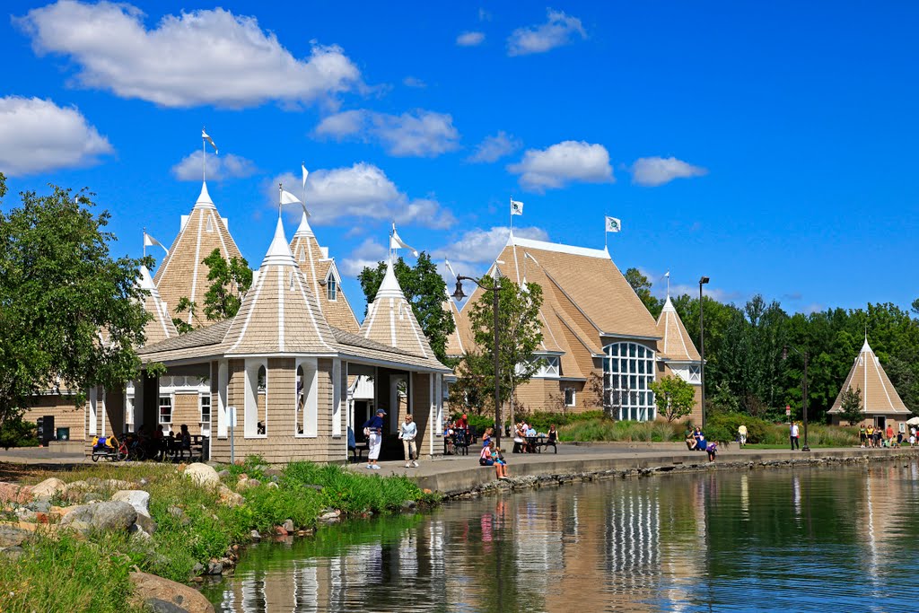FLORA ANGELA BRAMA Bread & Pickle. Lake Harriet Seasonal Restaurant.