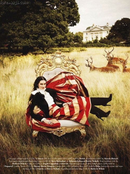 {fashion editorial : tartan & plaid and caledonia dreaming}