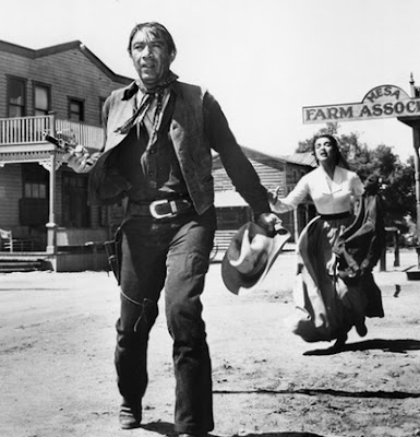 Man From Del Rio 1956 Anthony Quinn Image 2