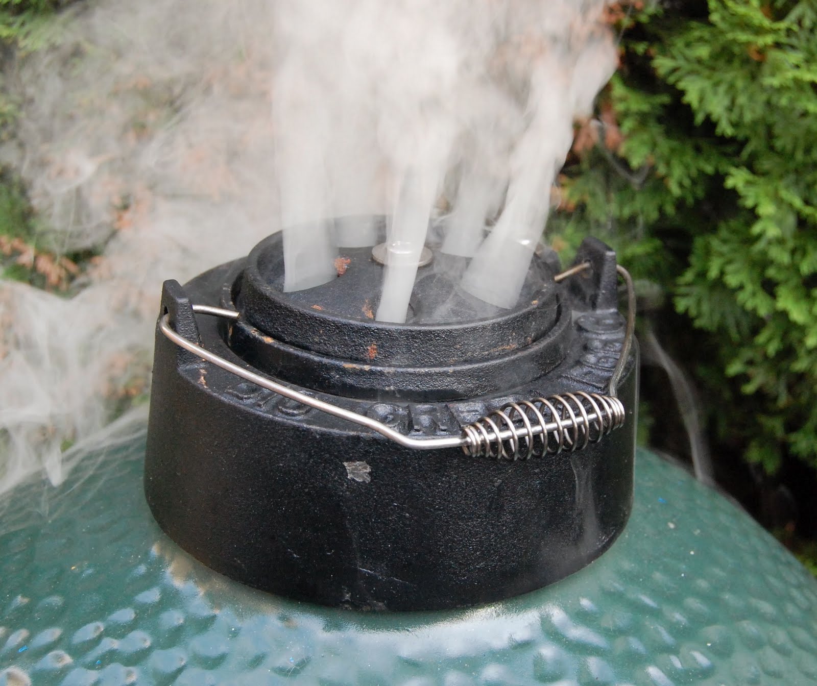 Bobby Flay Everyday! St. Francis 2011 & Bobby's DryRub and BBQ Sauce