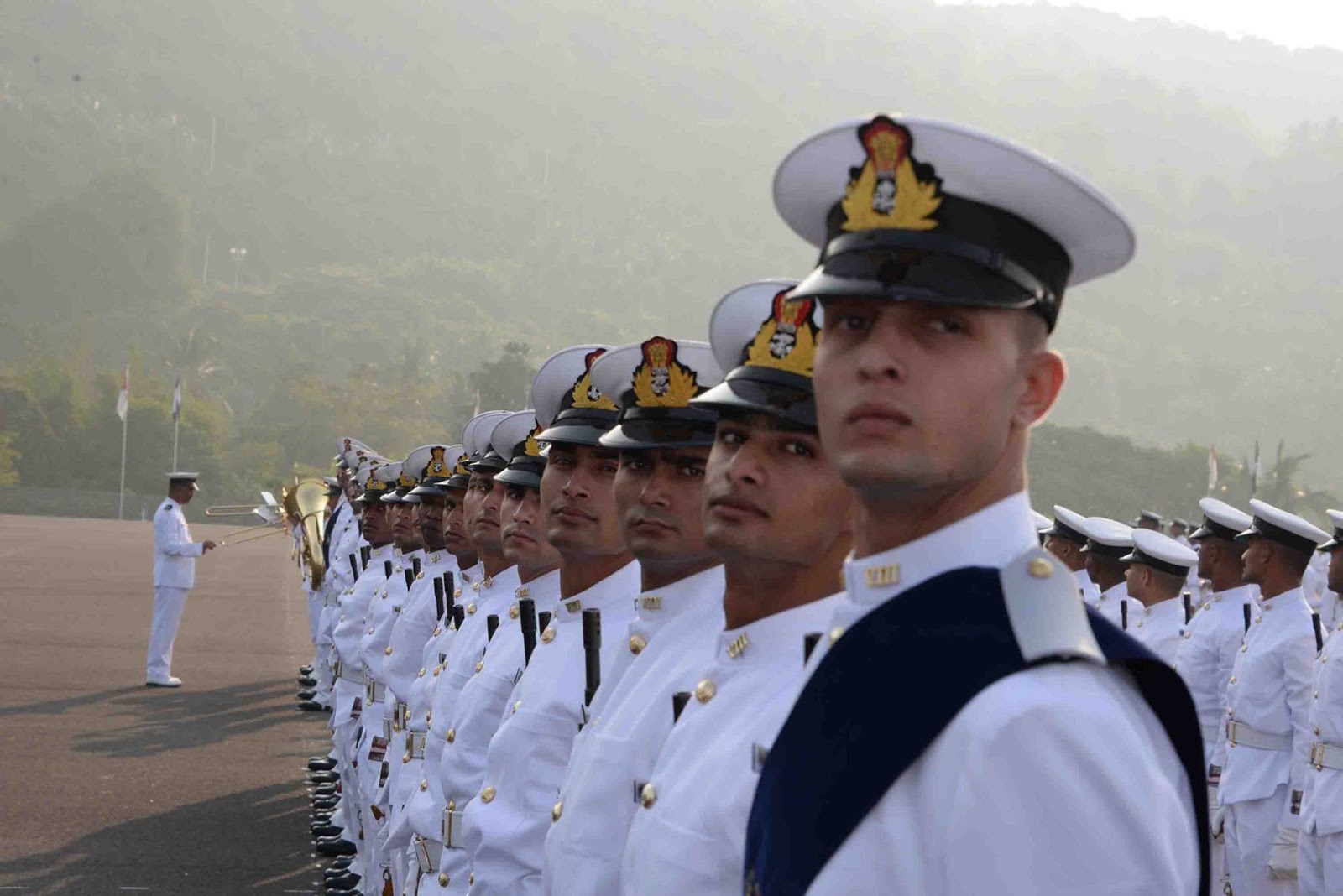 Indian Navy Recruitment 2018 95 Fireman Posts Apply Online dailys job