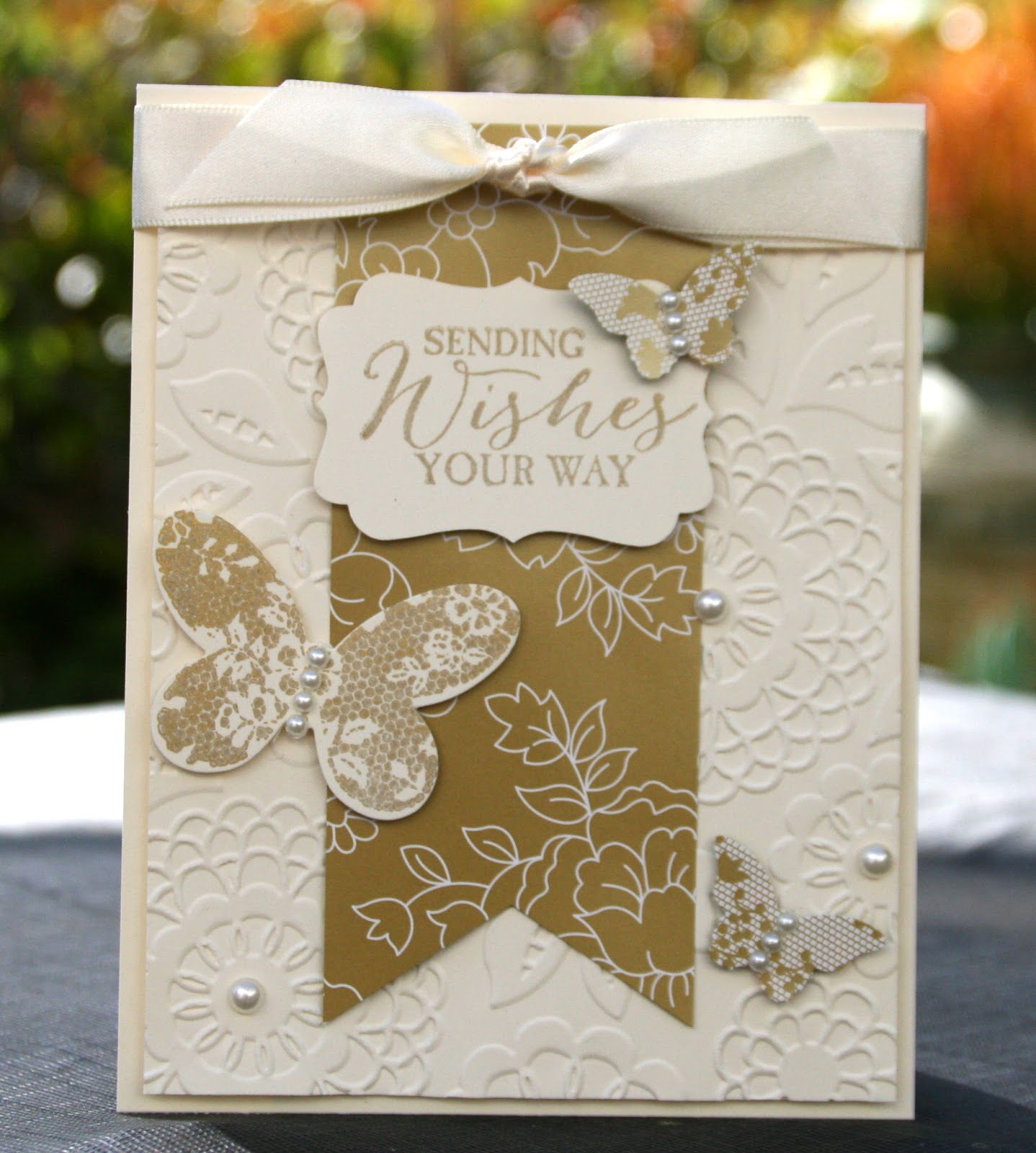 Krystal's Cards: Stampin' Up! Butterfly Bundle Vanilla and Gold