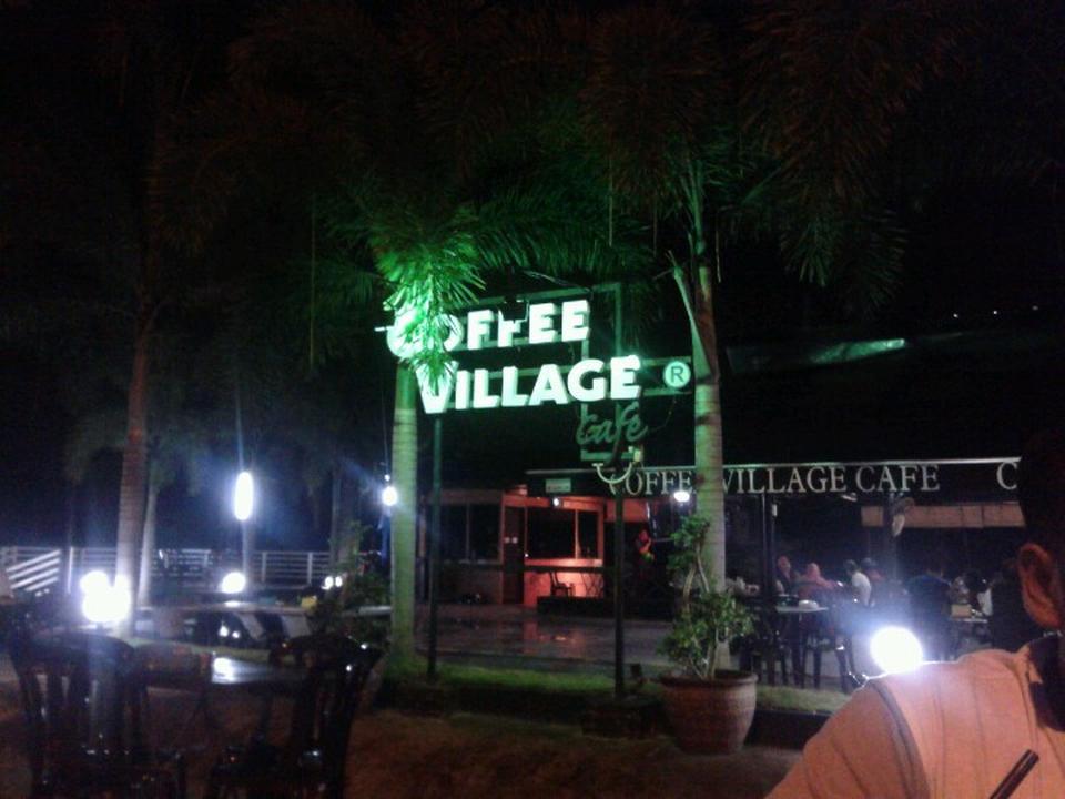 Kolam Pancing Terbaik Coffee Village