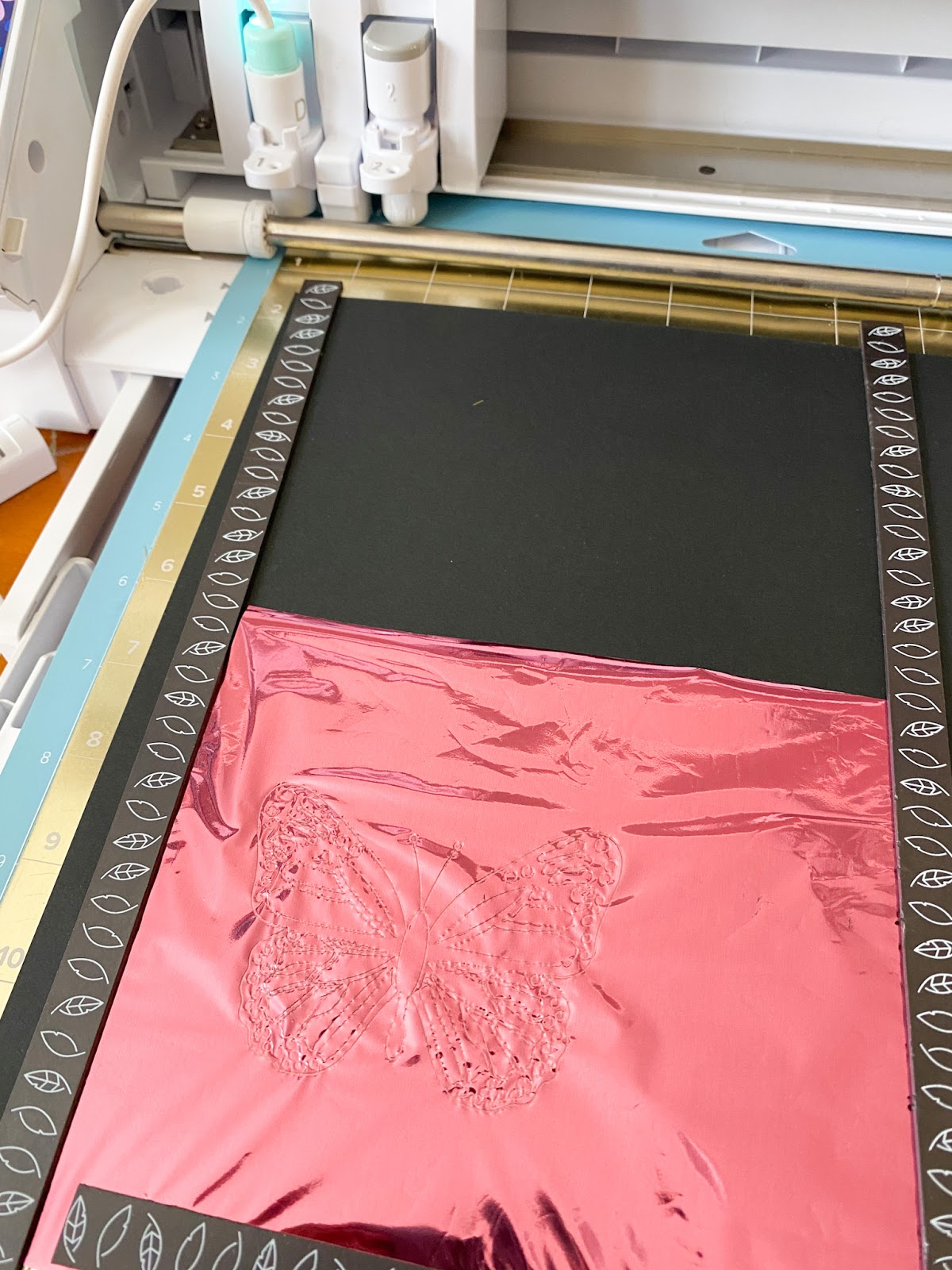 How to Use Foil Quill Cutting Mat on Silhouette CAMEO 4 Silhouette School