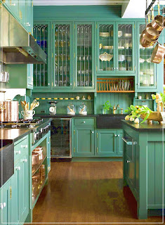 grågrønt kjøkken