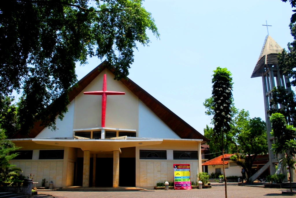 Fotografi Gereja Katolik di Indonesia: Gereja Katolik St. Theresia