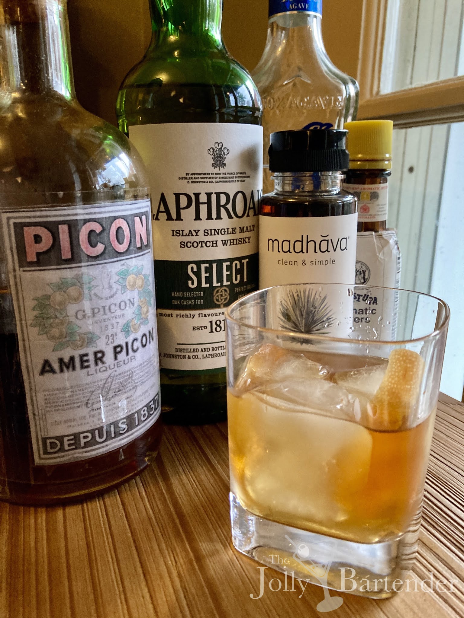 The Jolly Bartender Looks Familiar (Difford's Guide Recipe)