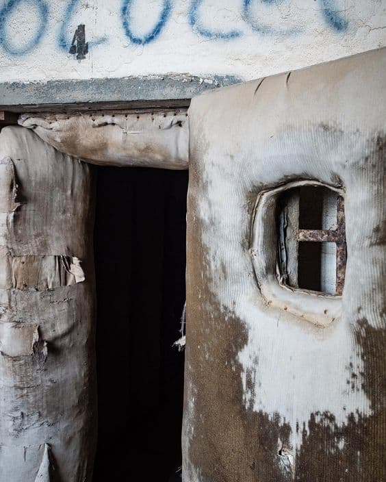 صور نادرة للسجون المهجورة وتاريخها