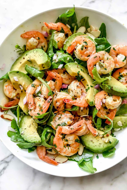 alt="salad,salads,shrimp and avocado salad,summer salad,summer foods,salad recipe,recipes"