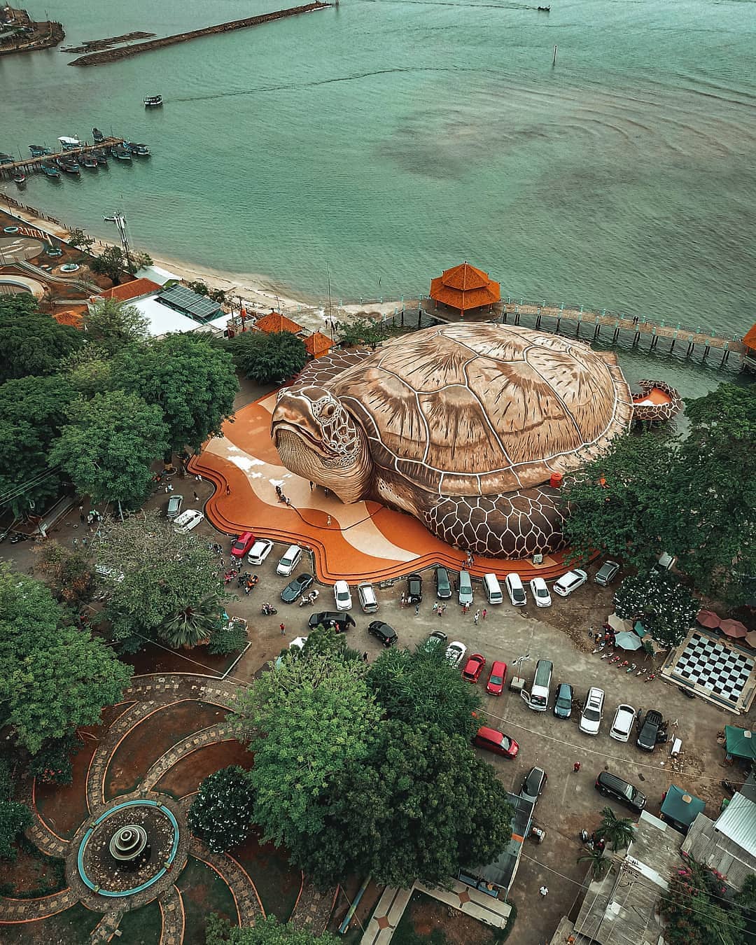 Tiket Masuk dan Lokasi Pantai Kartini Jepara Jawa Tengah - Wisatainfo