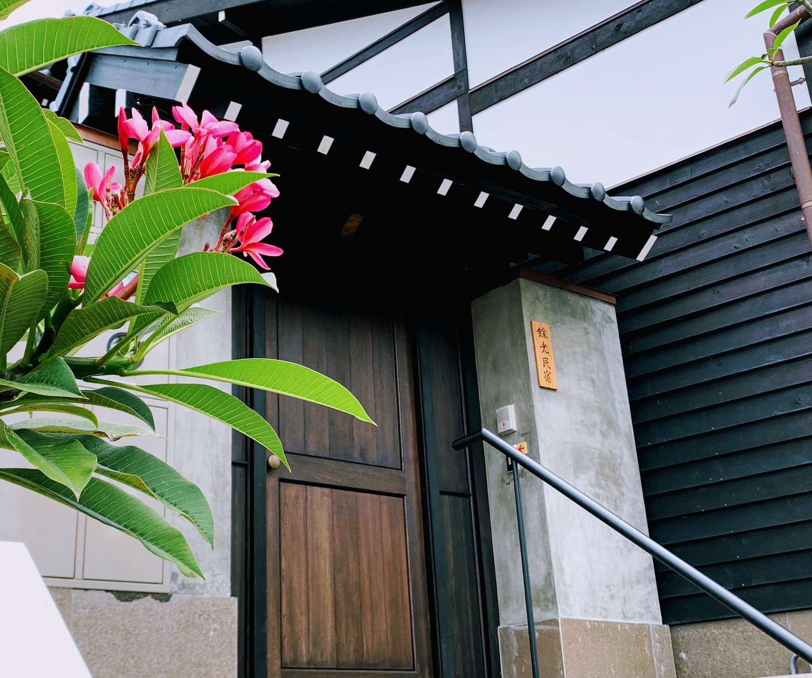 漁光島,日式和風,漁光民宿,獨棟Villa,天然木頭家具,單車租借,台南小吃,台南,安平,餘光民宿,三鯤鯓,民宿,住宿,日式