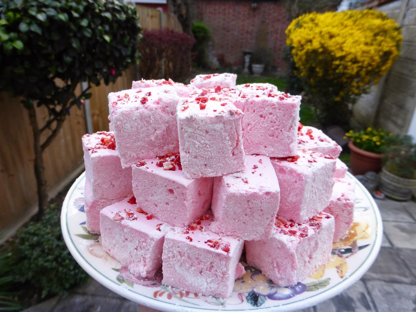 No Thermometer Strawberry Marshmallows Recipe