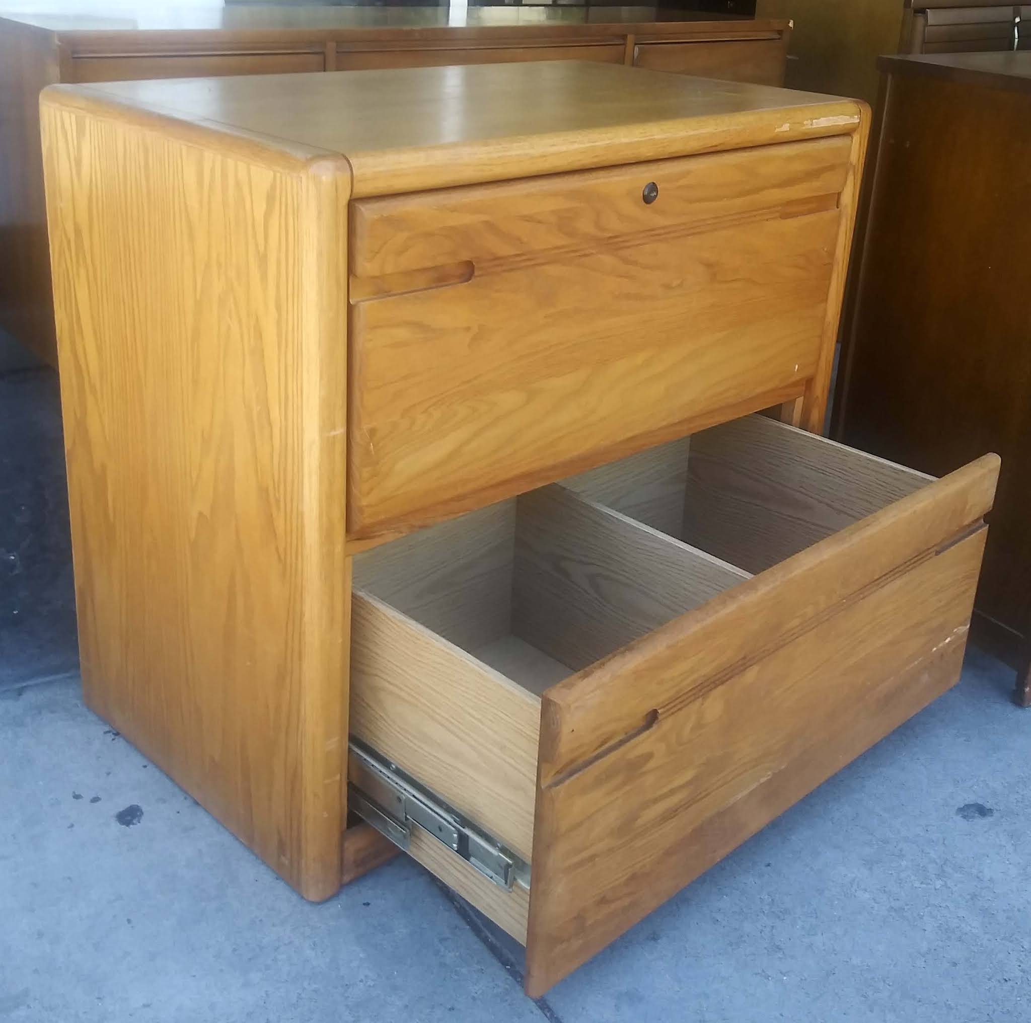 UHURU FURNITURE & COLLECTIBLES SOLD 107355 Oak 2 Drawer Lateral