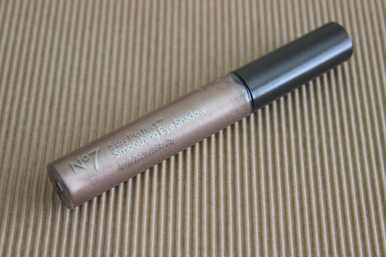 No 7 Stay Perfect Smoothing Eyeshadow Bronze Lovely Girlie Bits