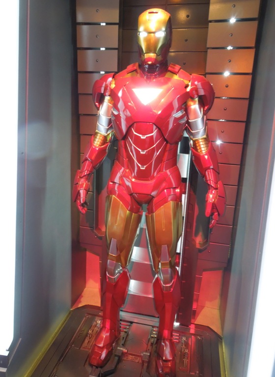 Hollywood Movie Costumes and Props: Iron Man 3 Hall of Armour ...