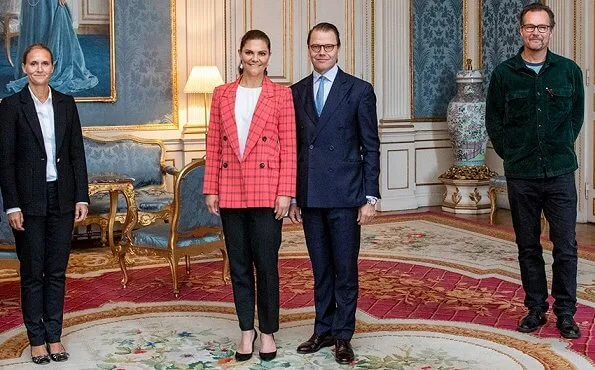 Crown Princess Victoria wore a flora pink-coral blazer from By Malina, and black trousers from HM