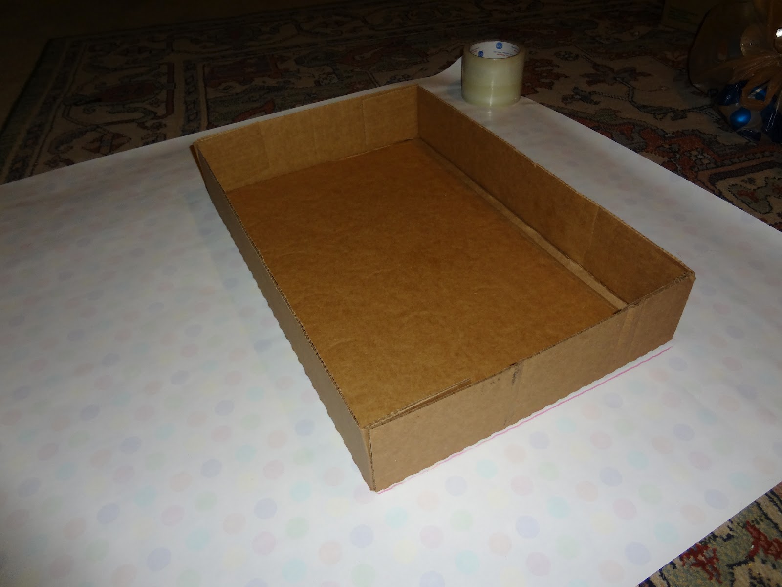 the-busy-broad-diy-cheap-and-easy-cupcake-stand